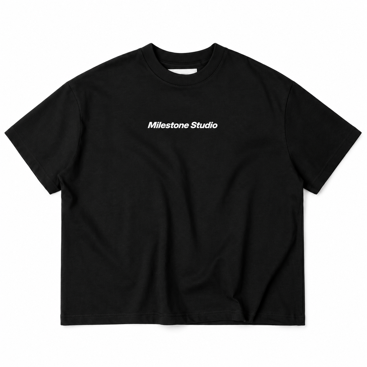 "MILESTONE STUDIO" OVERLINE T-SHIRT / BLACK