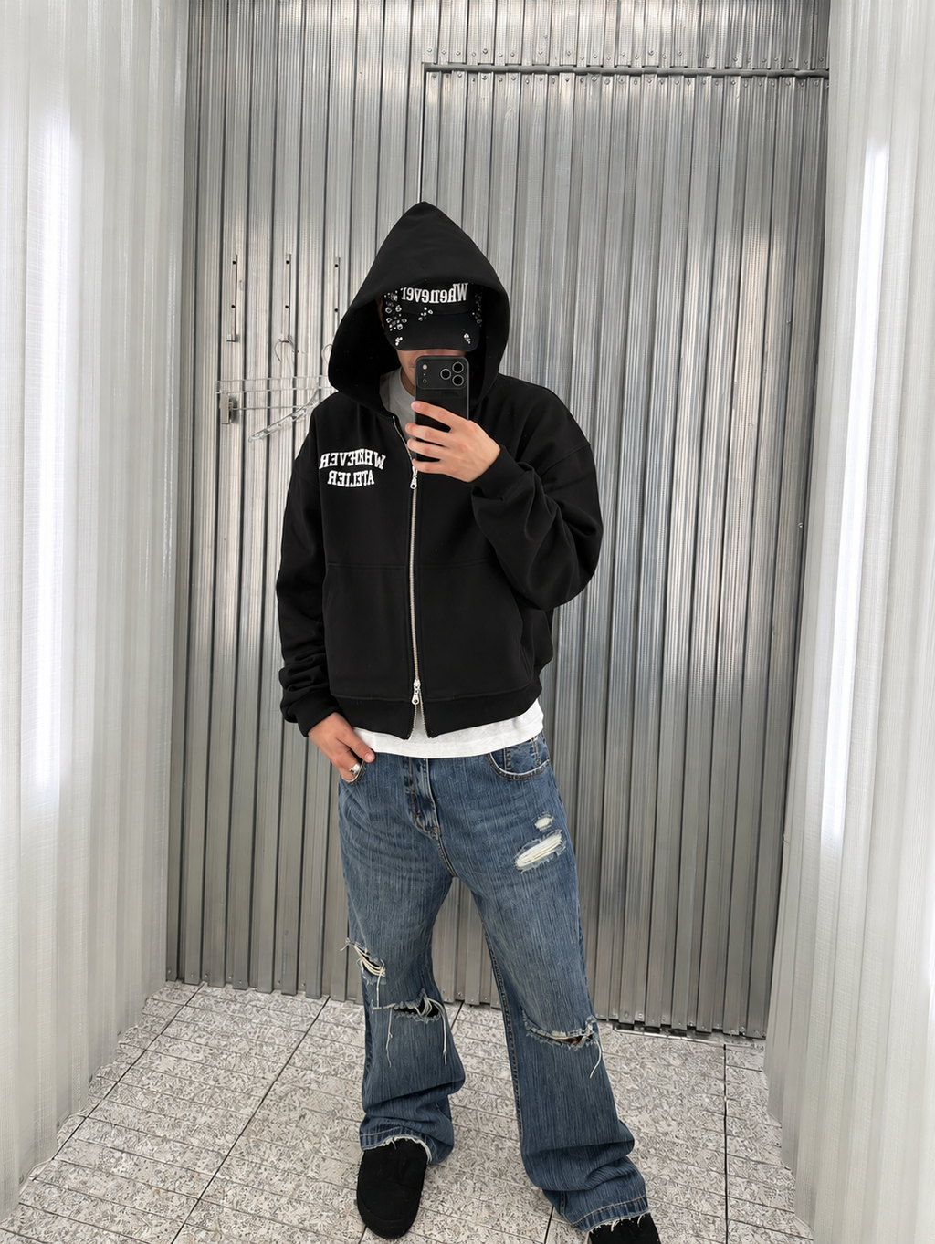 BLACK ZIPUPIRL