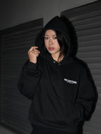 "MILESTONE STUDIO" ORIGIN CROPPED HOODIE / BLACK