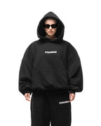 "STRESSMAMA" FALL25 01 TEAM HOODIE - BLACK